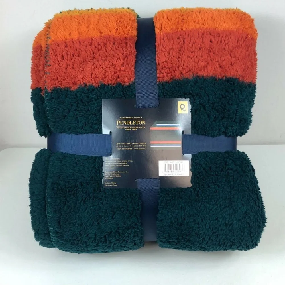 Pendleton Sherpa Fleece Blanket Evergreen Stripe Queen New 98 X 92 Inches Soft - Picture 4 of 12